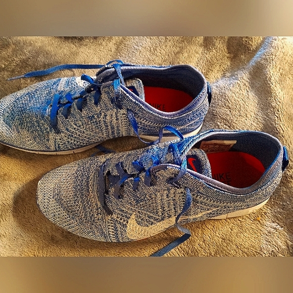 Electric Blue Nike Free Transform Flynit 2018 Womens Size 9.5 - Like New! - Picture 3 of 10